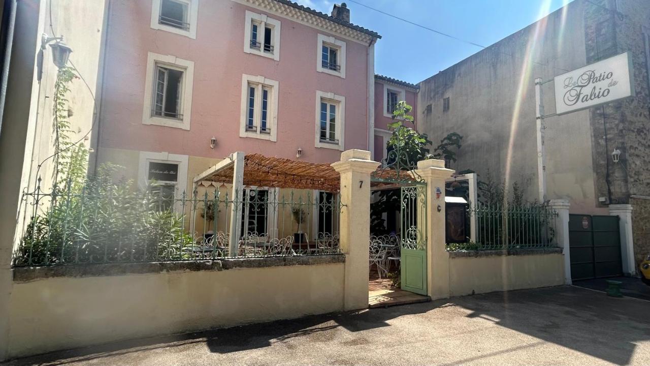 Le Patio De Fabio Hotel Bollene Exterior photo